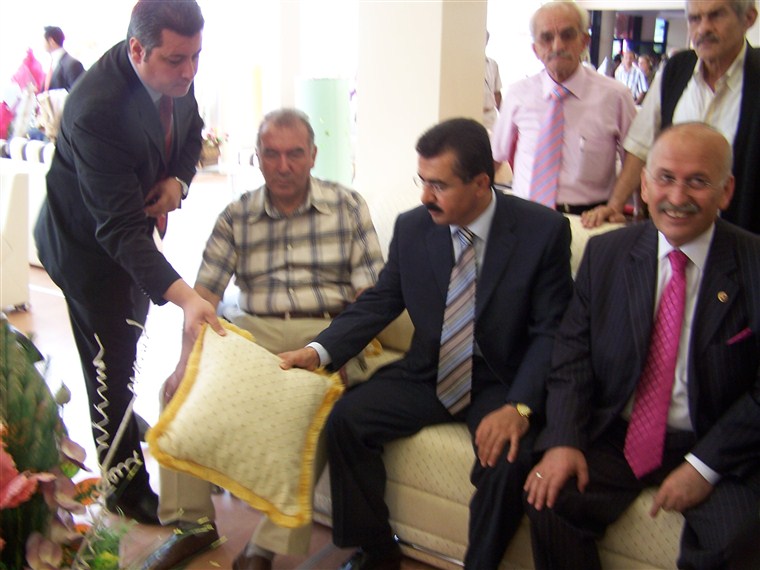 Özgür Mobilya Amasya Mağazası açılışı