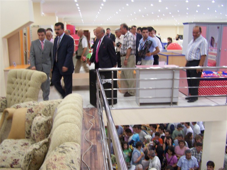 Özgür Mobilya Amasya Mağazası açılışı
