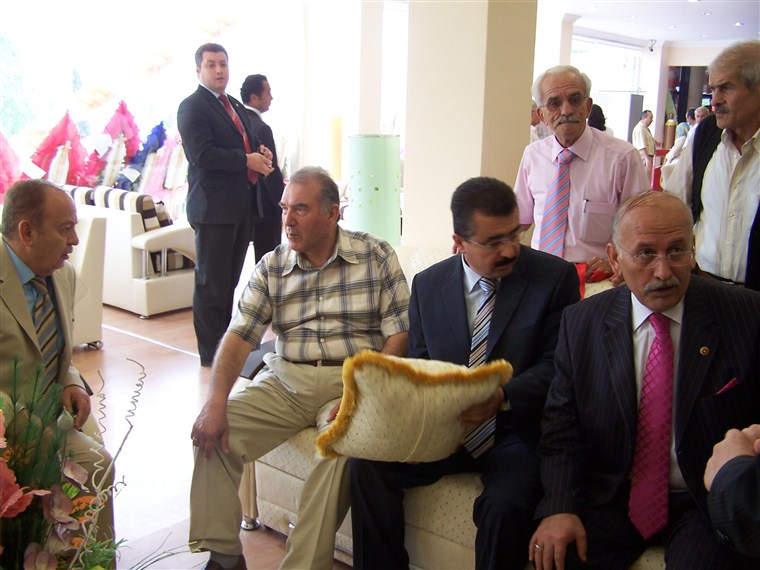 Özgür Mobilya Amasya Mağazası açılışı