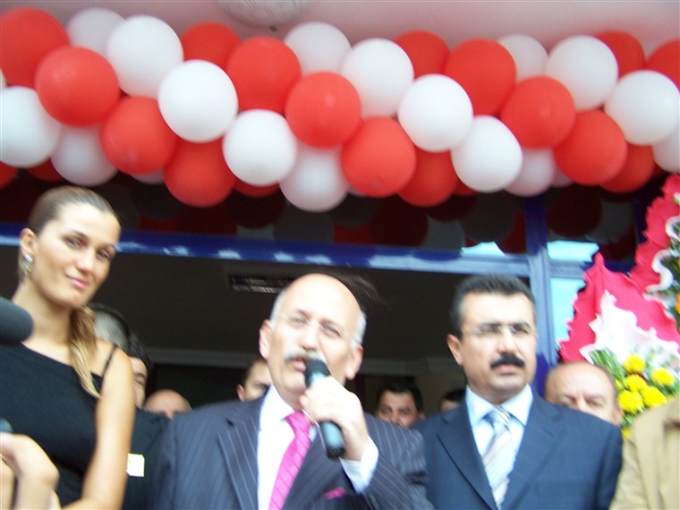 Özgür Mobilya Amasya Mağazası açılışı