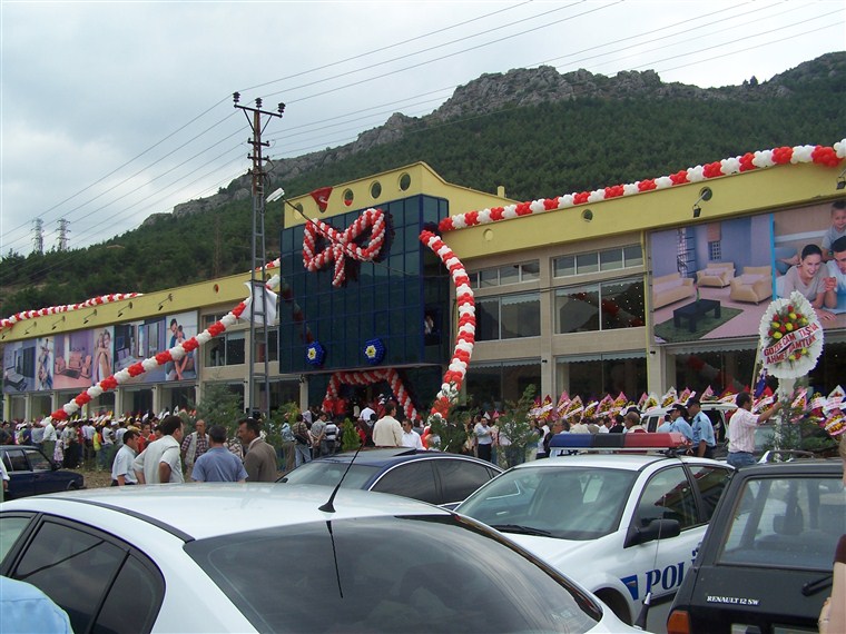 Özgür Mobilya Amasya Mağazası açılışı