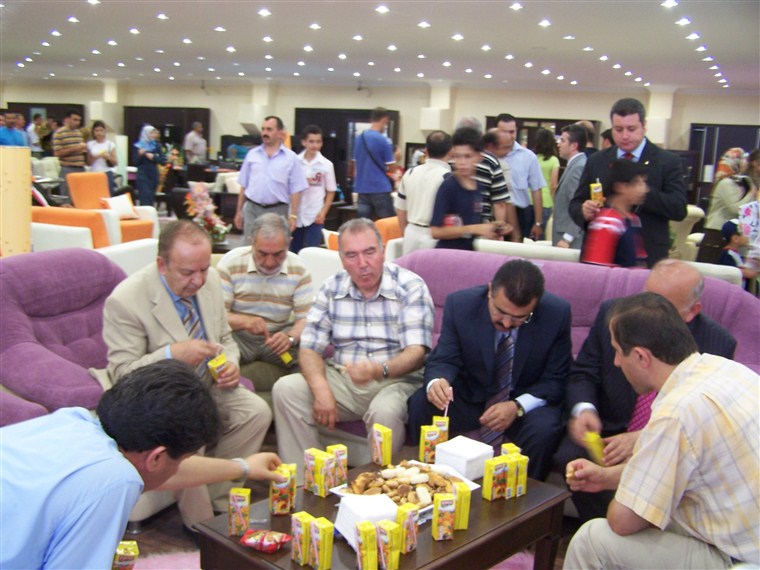 Özgür Mobilya Amasya Mağazası açılışı