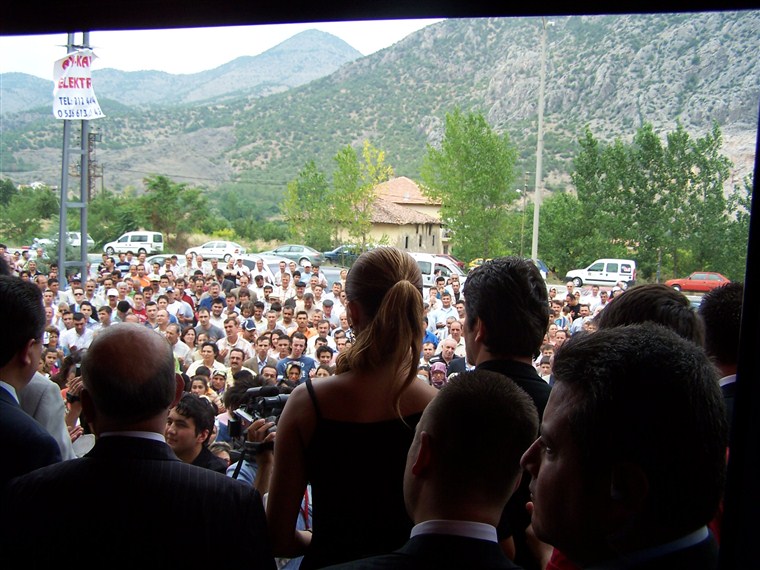 Özgür Mobilya Amasya Mağazası açılışı