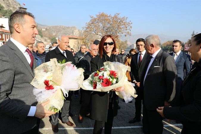  Amasya'da 'Öğretmen Günü Şenlik Yürüyüşü'