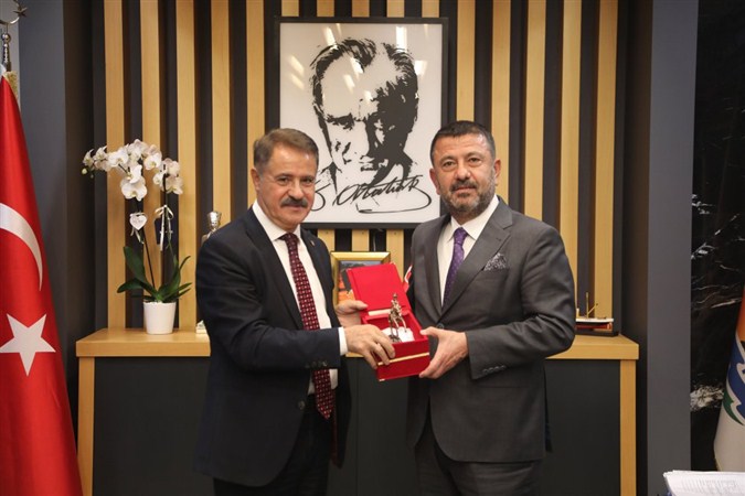 Ağbaba ve Özel’den Başkan Deveci’ye ziyaret