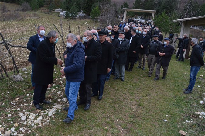 Milletvekili Zeybek'in Babası Son Yolculuğuna Uğurlandı