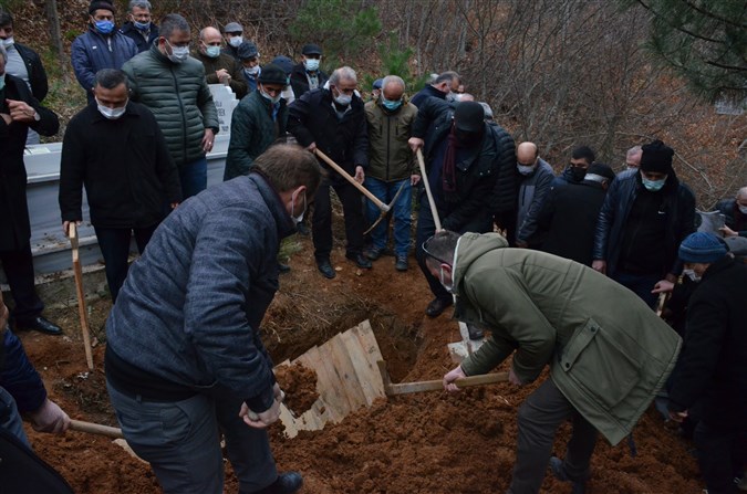 Milletvekili Zeybek'in Babası Son Yolculuğuna Uğurlandı