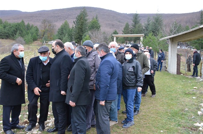 Milletvekili Zeybek'in Babası Son Yolculuğuna Uğurlandı