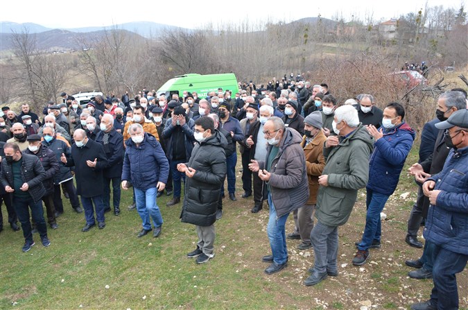 Milletvekili Zeybek'in Babası Son Yolculuğuna Uğurlandı
