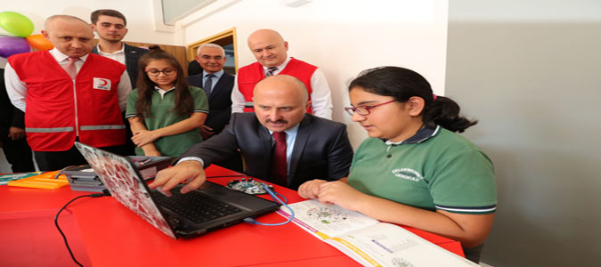 1010 Kâşif Projesi Kapsamında Öğrenciler Kodlama ve Robotik Eğitimi Aldı