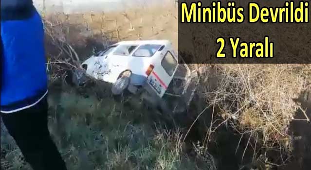 Amasya'da Minibüs Devrildi :2 yaralı