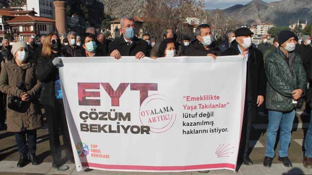 CHP Amasya EYT'liler  İçin Sahada