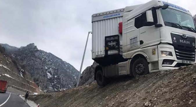Havada Asılı Kaldı!! Facia Son Anda Önledi