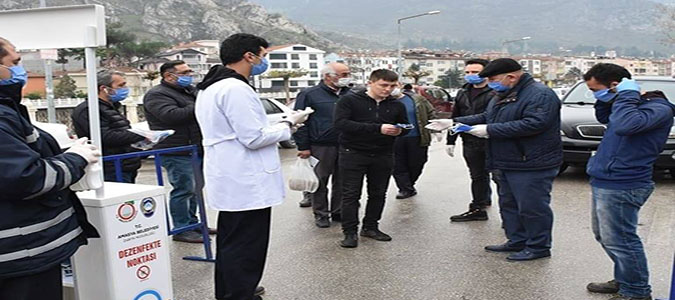  Amasya Belediyesi'nden Vatandaşa Ücretsiz Maske