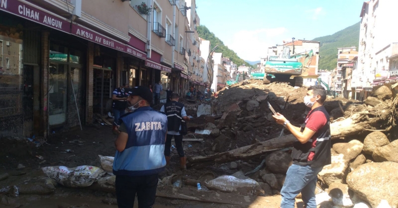 Amasya Çevre ve Şehircilik İl Müdürlüğü Ekipleri Giresun Sel Bölgesinde