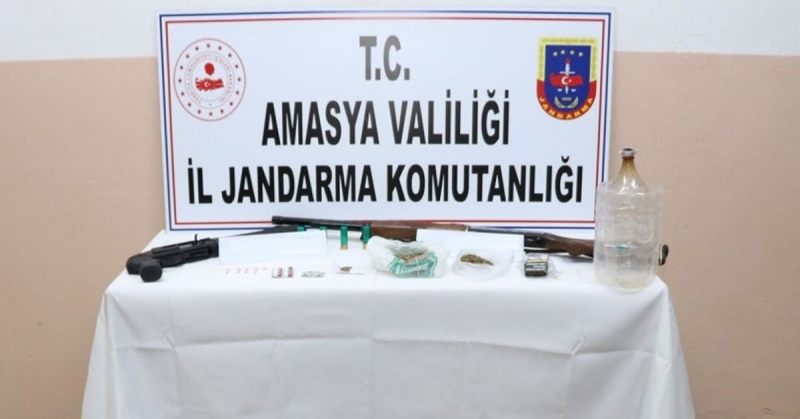 Amasya İl Jandarma Komutanlığı Ekipleri, Uyuşturucuyla Mücadeleye Yönelik Faaliyetlerini Sürdürüyor