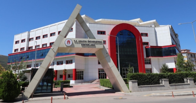 Amasya Üniversitesi’ne dekan Atamaları Yapıldı 