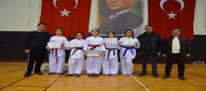AMASYA’DA ANALİG KARATE MÜSABAKALARI TAMAMLANDI