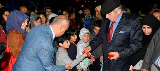 Başkan Sarı Kirazlıdere Sakinleri ile İftarda Buluştu