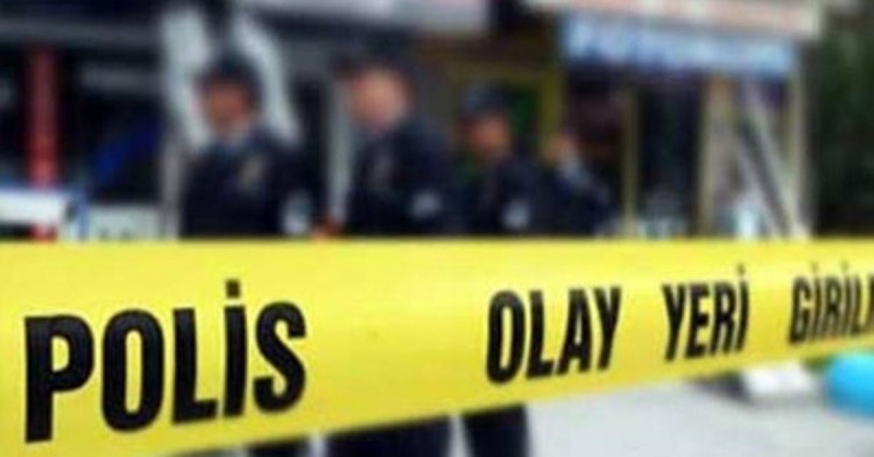 Evinde Ölü Bulundu