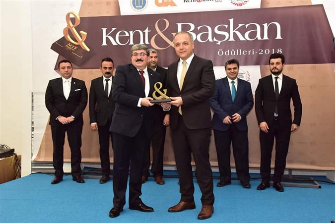 Fatih Üçok 2018'in En Başarılı Belediye Başkanı Seçildi