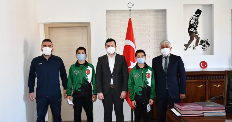 Gümüş Spor Güreşçilerinden Büyük Başarı