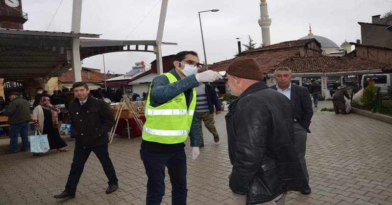 Gümüşhacıköy Belediyesi Pazarda Ateş Ölçümü Yaptı