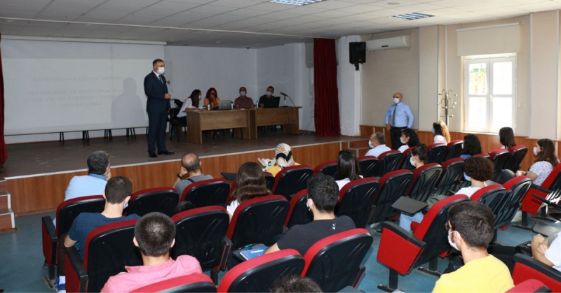 İl Millî Eğitim Müdürü Çoşkun, Zübeyde Hanım Kurs Merkezini Ziyaret Etti