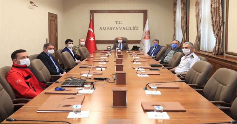 Koronavirüs Tedbirlerinin ve İstatistiki Bilgilerin Değerlendirildiği Üst Kurul Toplantısı Gerçekleştirildi