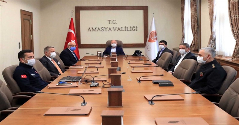 Koronavirüs Üst Kurul Toplantısı Vali Varol’un Başkanlığında Gerçekleştirildi