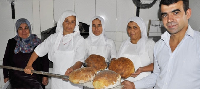 Köy fırını kadınlara gelir kapısı oldu