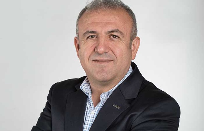  Laçin; '10 projede yaklaşık 9.341 dairede 40 bin ürünle sektörde başarılı bir süreç geçirdik'