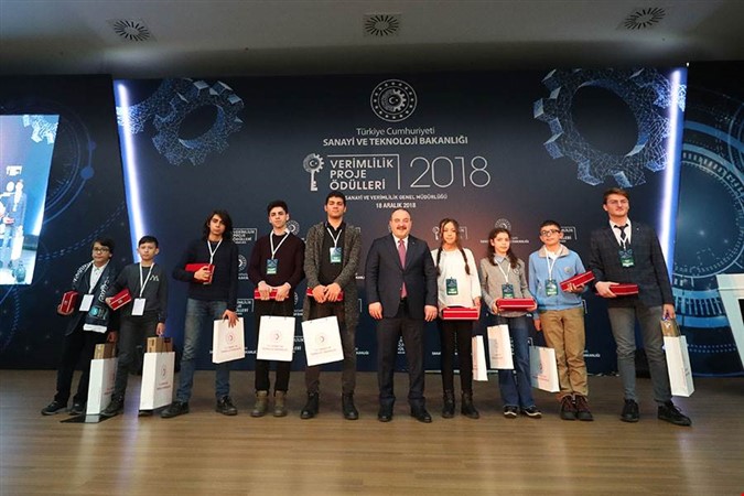 Macit Zeren Fen Lisesi Öğrencileri Türkiye Birincisi Oldu