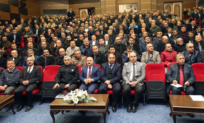Muhtar ve Muhtar Adaylarına Bilgilendirme Toplantısı Yapıldı