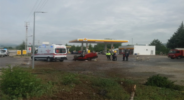Otomobil takla attı: 5 yaralı