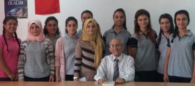 Şair Tanrıverdi, Öğrencileri Yalnız Bırakmadı