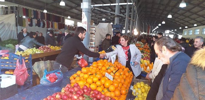 Serpil SARAÇOĞLU, Pazar Esnafını Ziyaret Etti.