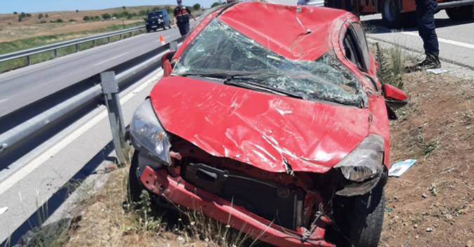 Trafik kazasında 3 kişi yaralandı