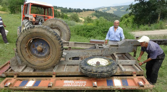 Traktör Tarlada 200 Metre Yuvarlandı 