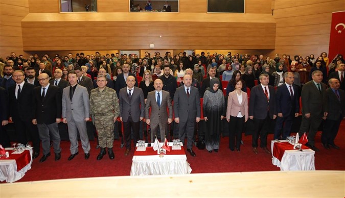 Uluslararası Ekonomi Toplum ve Kültür Sempozyumu Başladı
