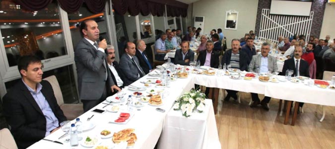 Vali Işık: “Bir an önce topraklarımızı suyla buluşturmalıyız”