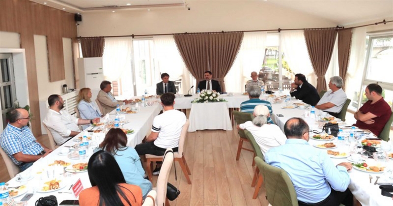 Vali Masatlı, Basın Mensuplarıyla Bir Araya Geldi