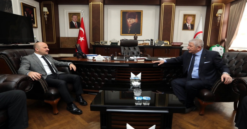Vali Varol, Amasya Belediyesi’ni Ziyaret Etti.