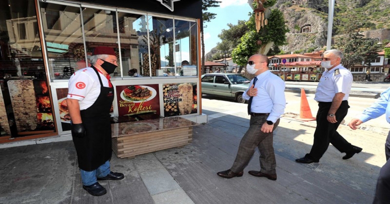 Vali Varol, Normalleşme Süreci Kapsamında Faaliyetine Başlayan Restoran ve Kafeleri Ziyaret Etti