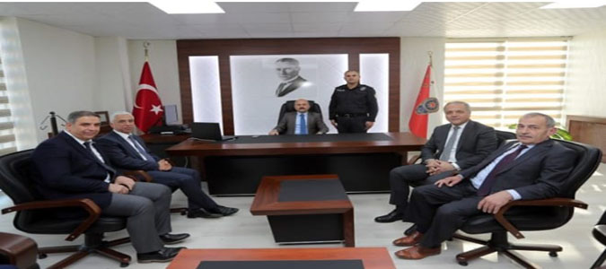 Vali Varol Suluova İlçe Emniyet Müdürlüğü Yeni Hizmet Binasını Ziyaret Etti