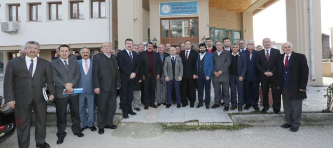 Vali Varol’dan Merzifonlu muhtarlarla toplantı