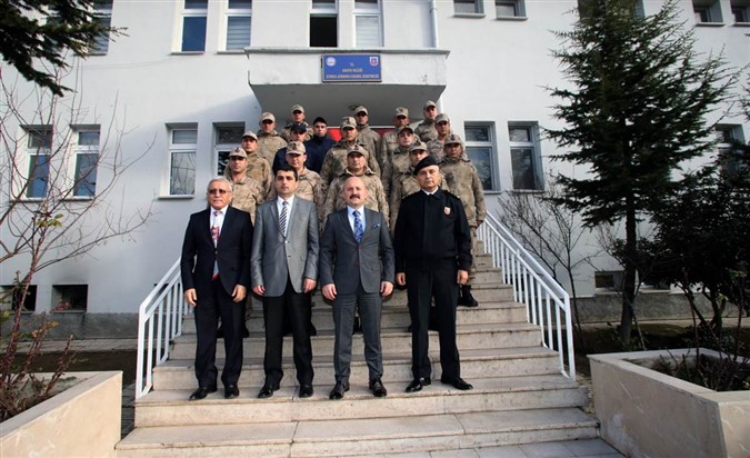 Vali'den Jandarma'ya Ziyaret