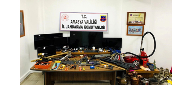 Yaşanan Hırsızlık Olayı Aydınlatıldı Suçüstü Yakalandılar